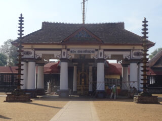 Vaikom_Mahadeva_Temple-02012020131347